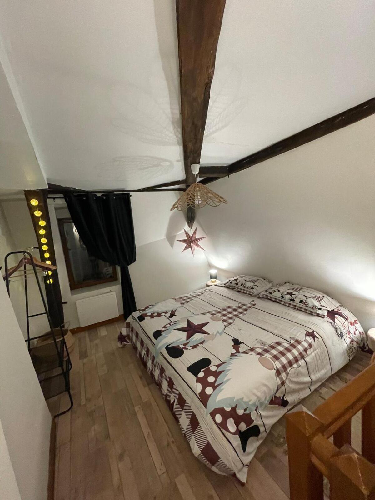 "La Petite Maison" Triplex Au Centre Ville - Les Terres Du Roy Avallon Esterno foto